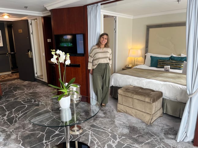 7aa6a215-1e72-4636-9b7a-f89741ff7b38