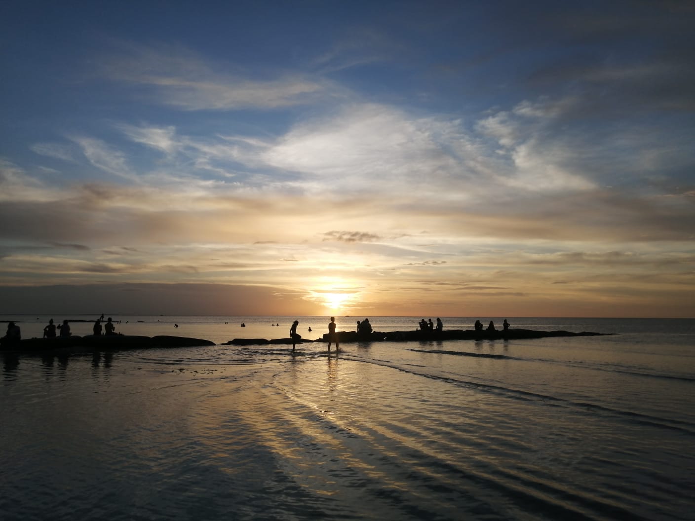 Atardecer en Holbox, playas del Caribe
