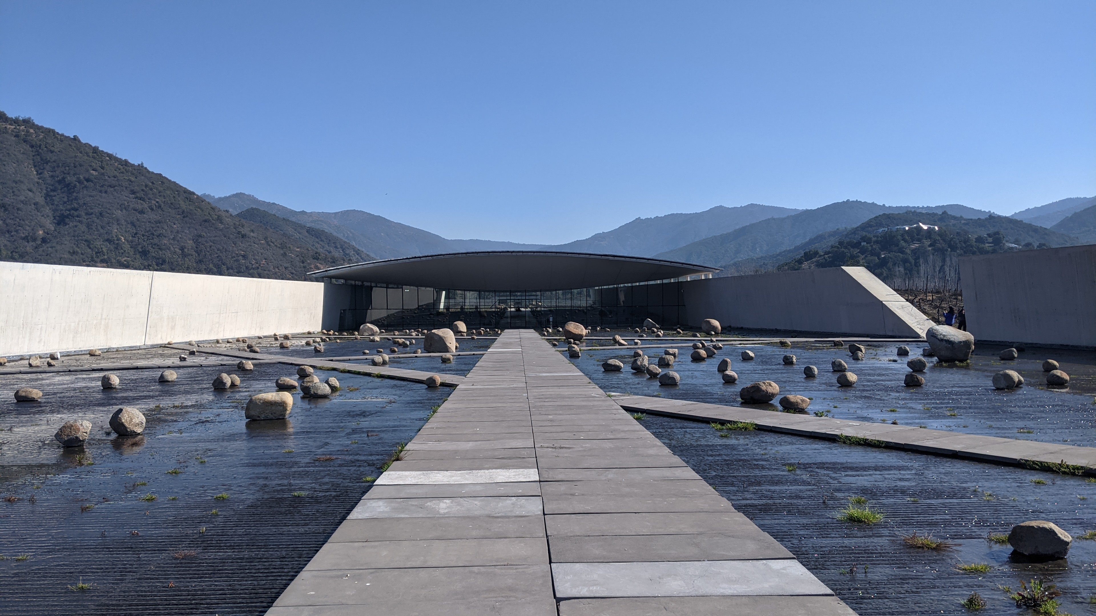 Bodega de Viña VIK por fuera