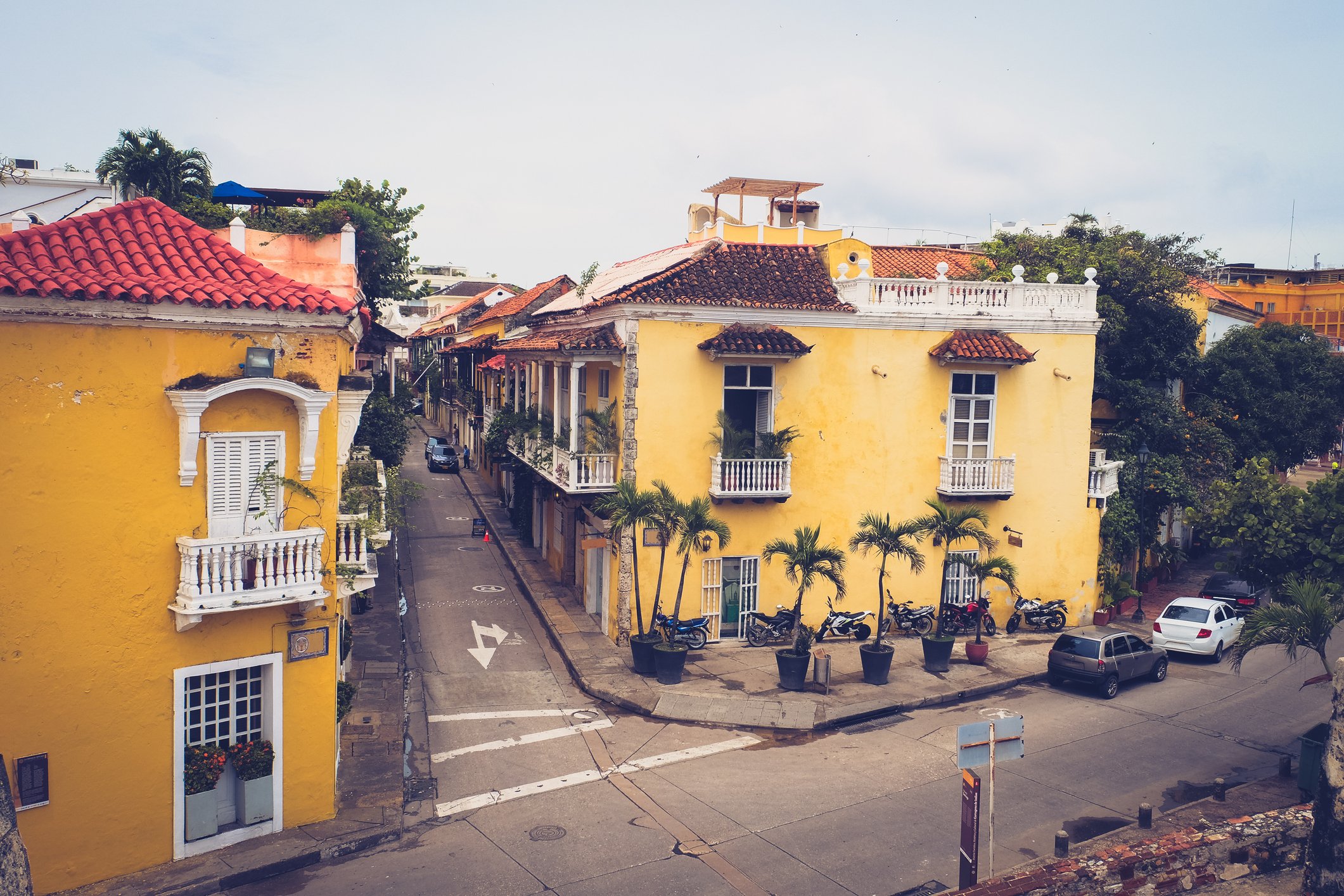 Calles coloridas de Barranquilla en un viaje a Colombia