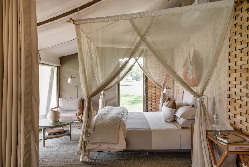 Carpa del Singita Sabora Tented Camp, Tanzania, África