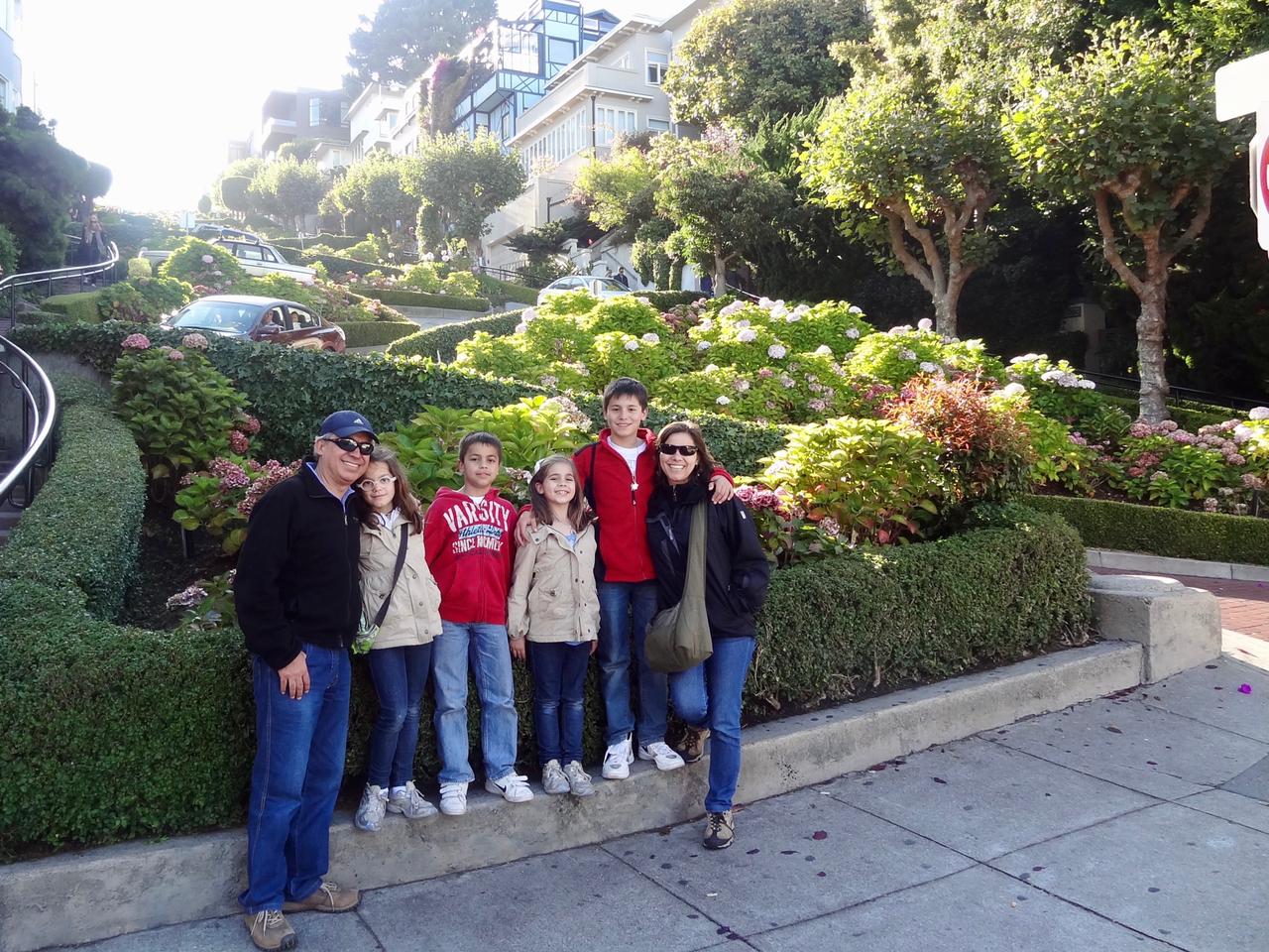 Lombard Street en San Francisco, California, Estados Unidos