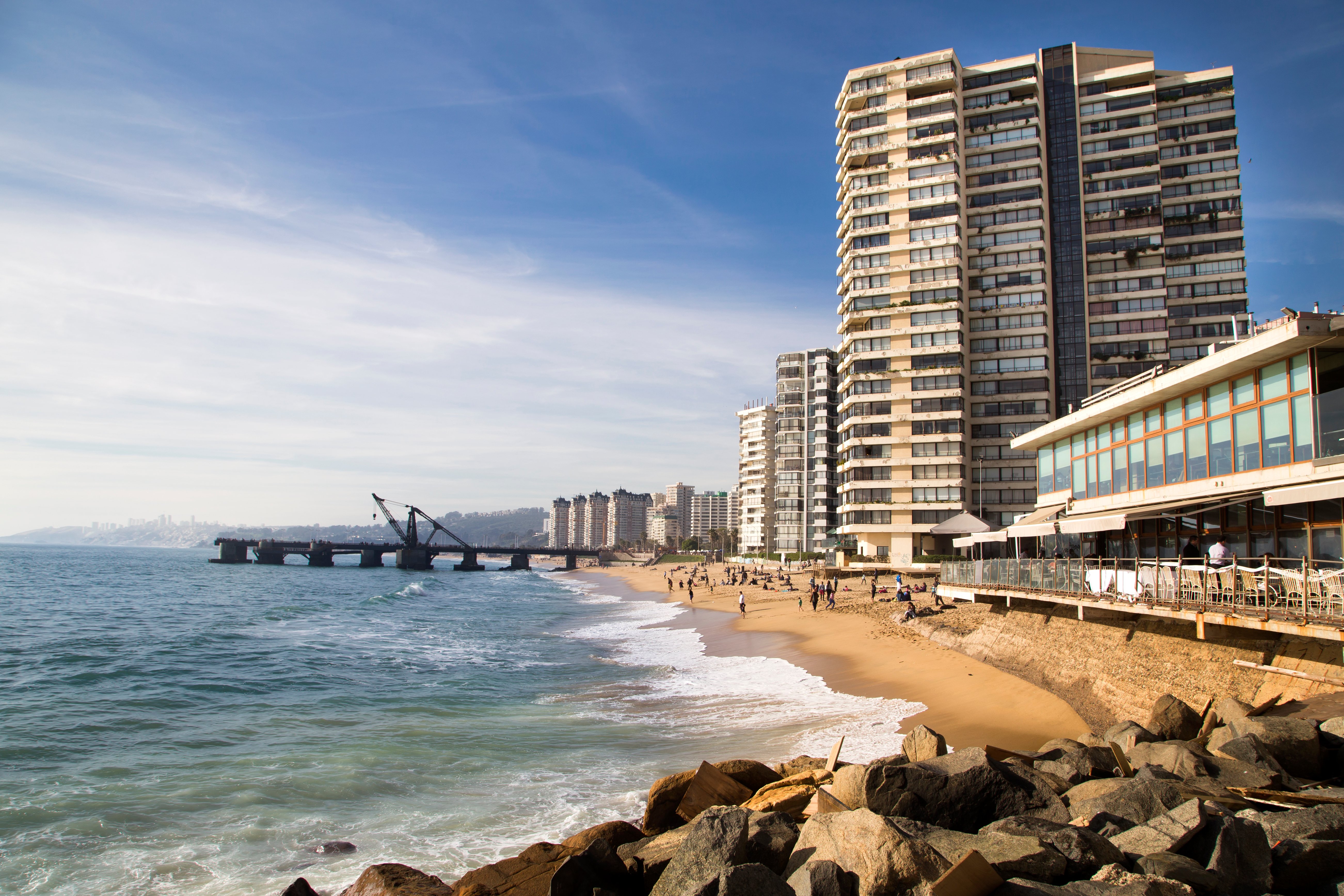 Muelle Vergara y playa en Viña del Mar