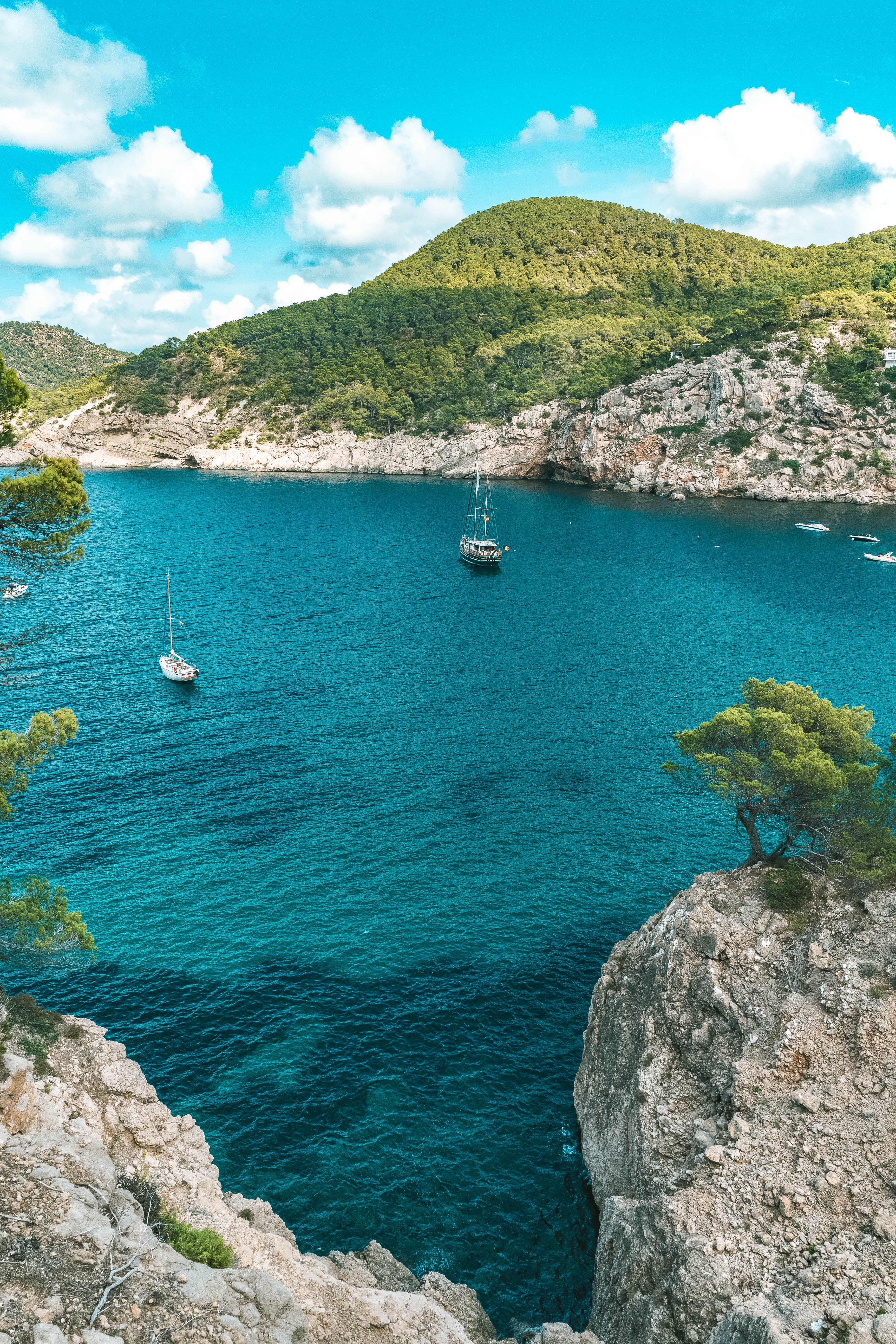 Navegaciones por el mar Mediterráneo en Ibiza, Islas Baleares, España