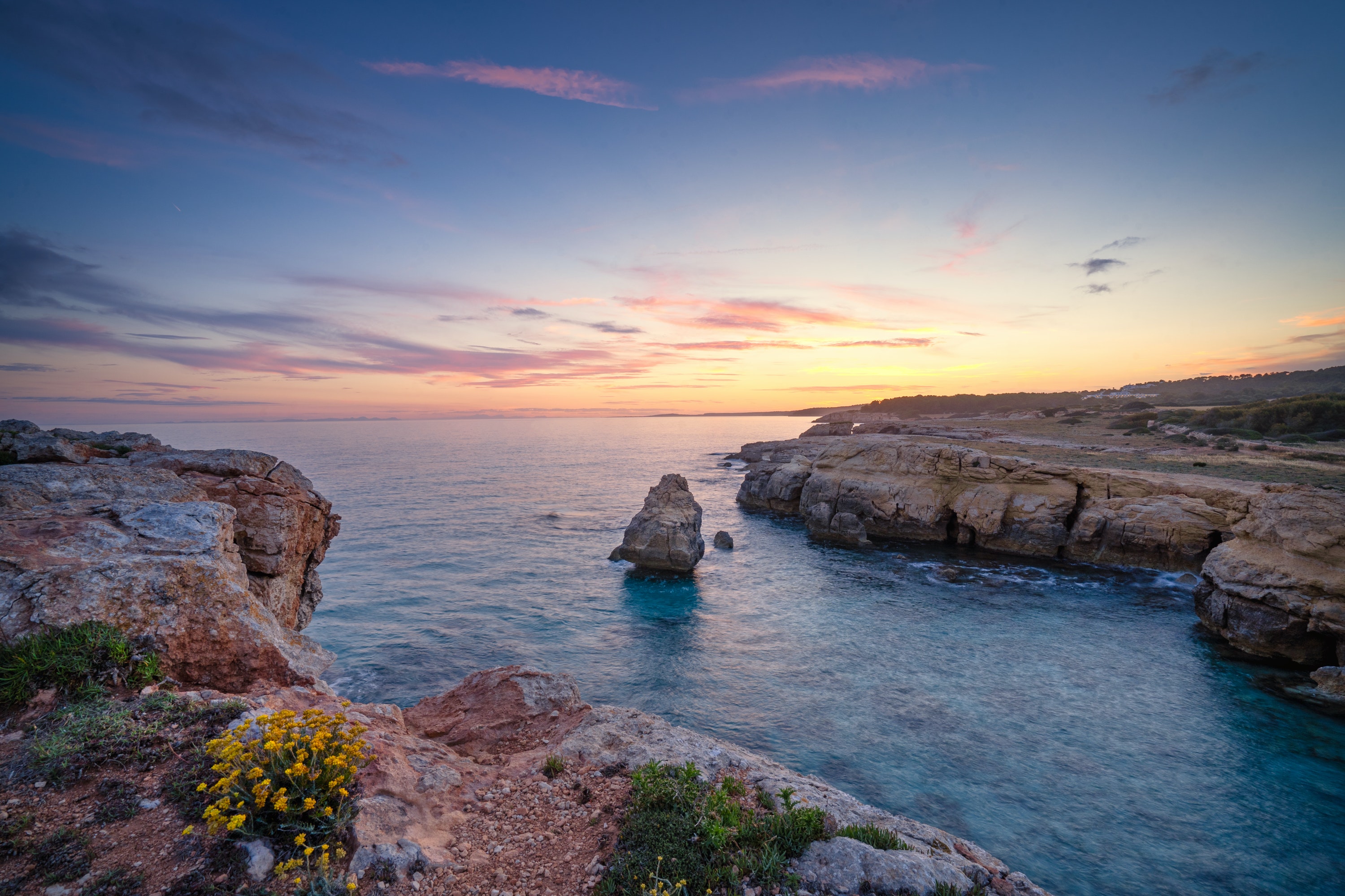Navegaciones por el mar Mediterráneo en Menorca, Islas Baleares, España
