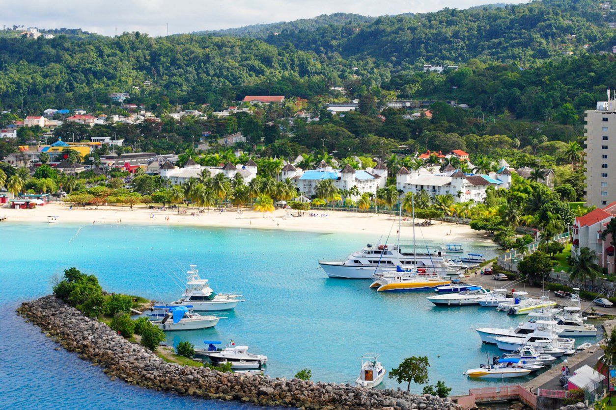 Vista aérea de Ocho Ríos, Jamaica