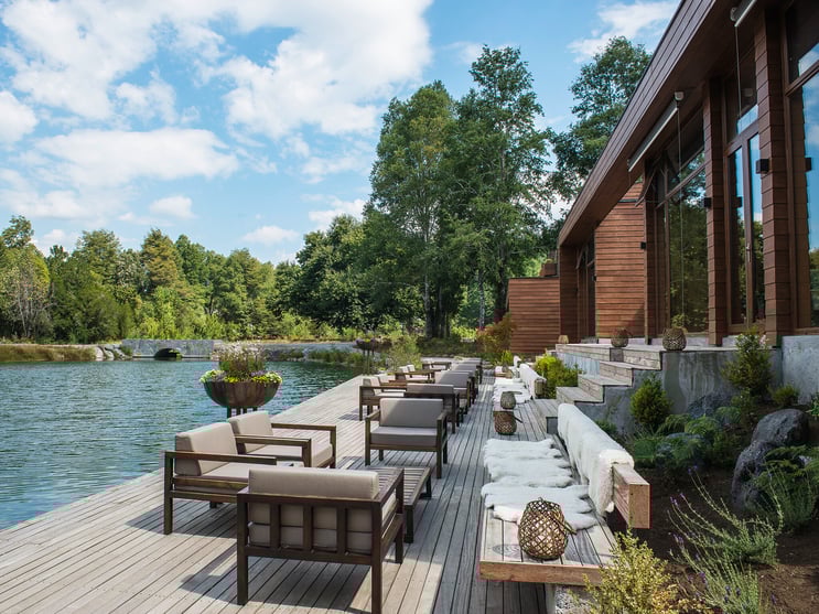 Outdoor-terrace-at-andBeyond-Vira-Vira-lodge