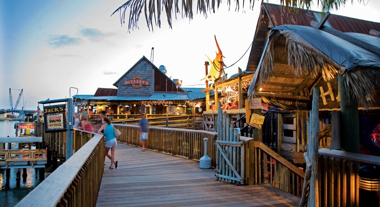 Paseo Johns Pass Village and Boardwalk de St Petersburg Clearwater en Florida, Estados Unidos