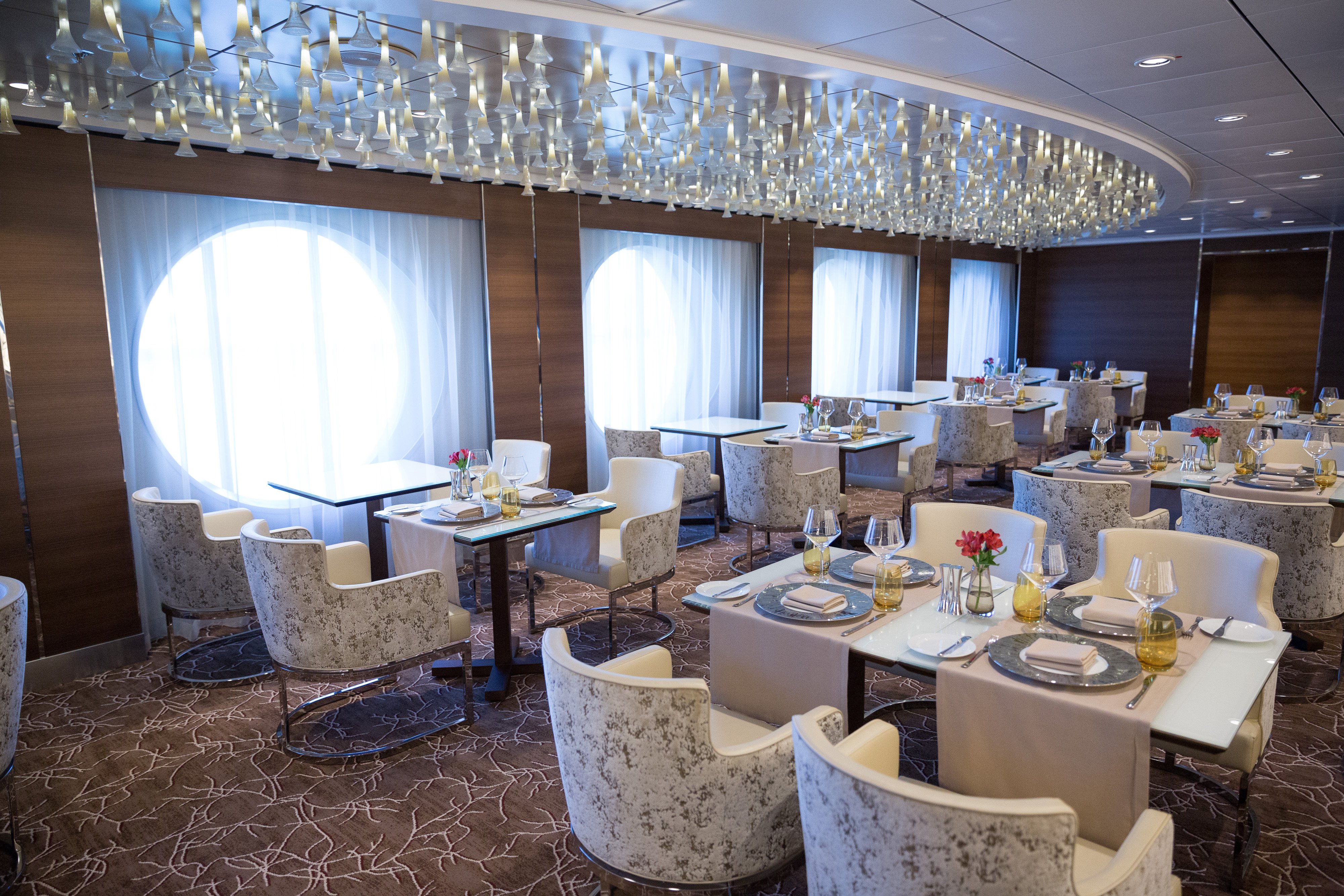 Restaurante Luminae de The Retreat de Celebrity Cruises