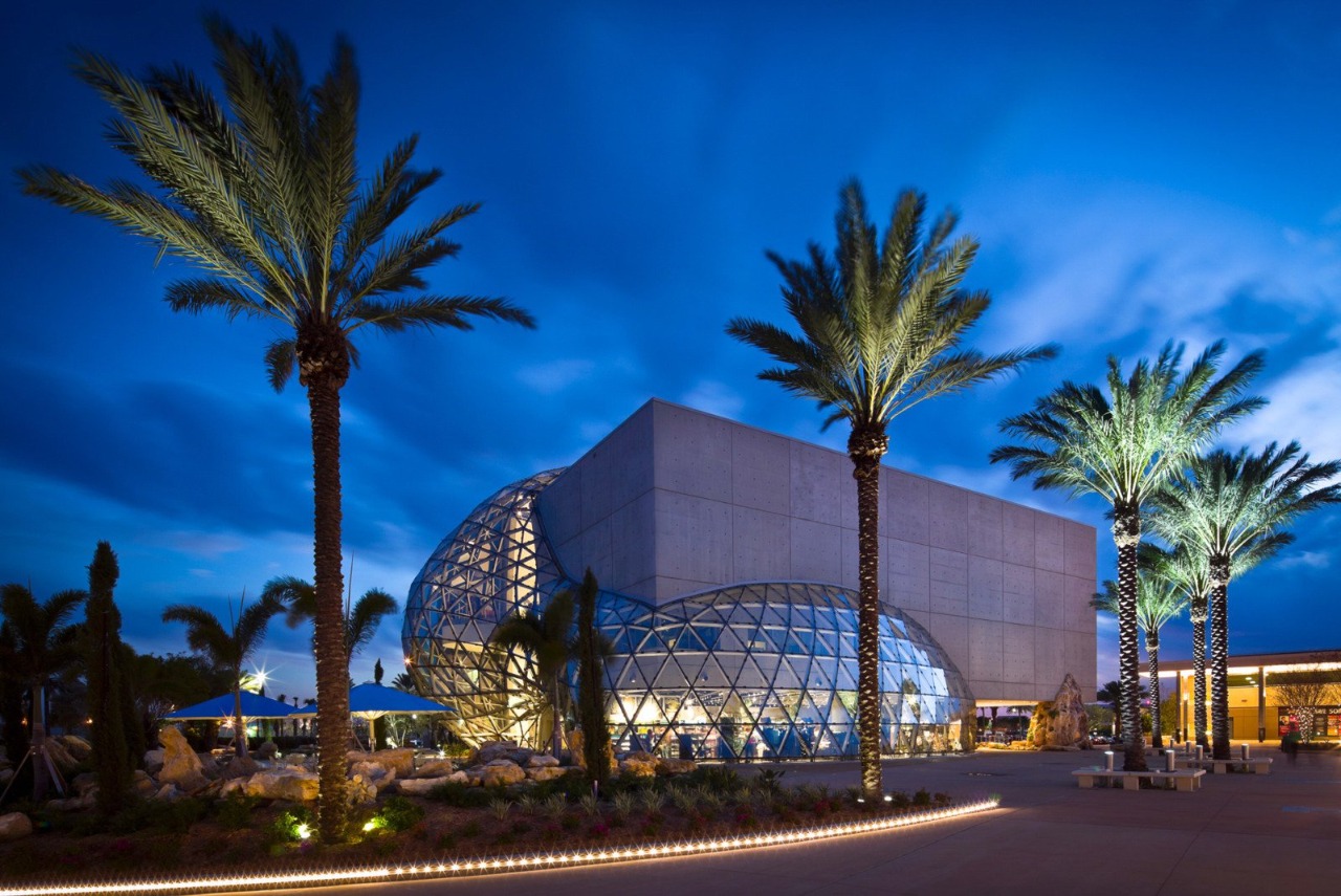 Salvador Dalí Museum de St Petersburg Clearwater en Florida, Estados Unidos