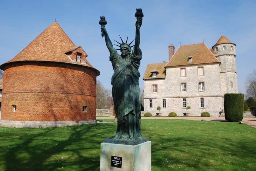 Parque de Esculturas en Chateau de Vascoeuil, Normandía, Francia