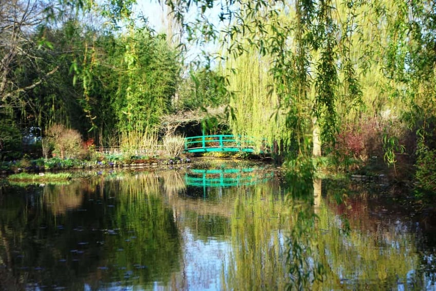 Jardín de Monet en Giverny, donde Monet solía pintar, en Normandía, Francia
