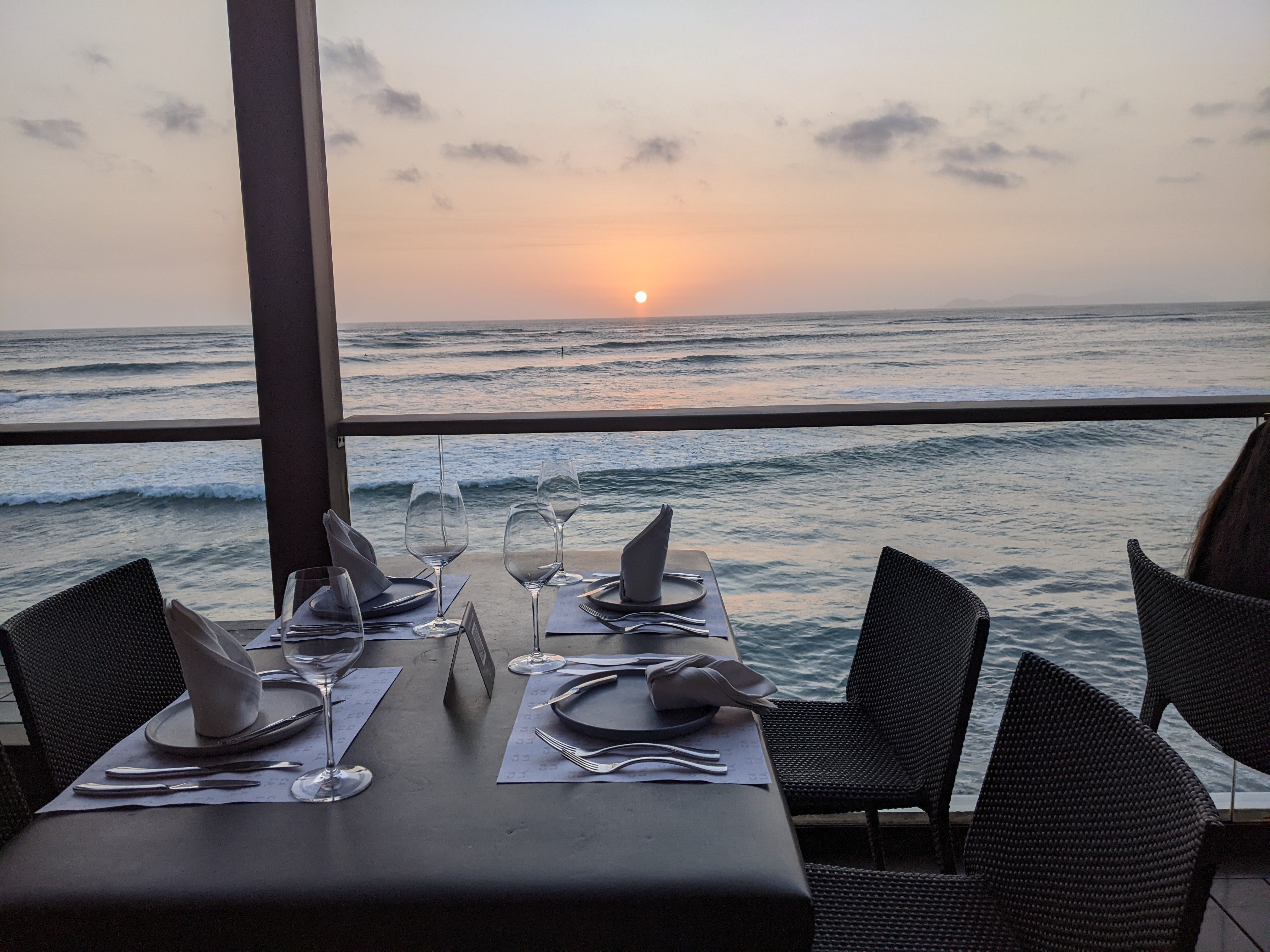 Vista desde restaurante Cala en Lima, viaje a Perú