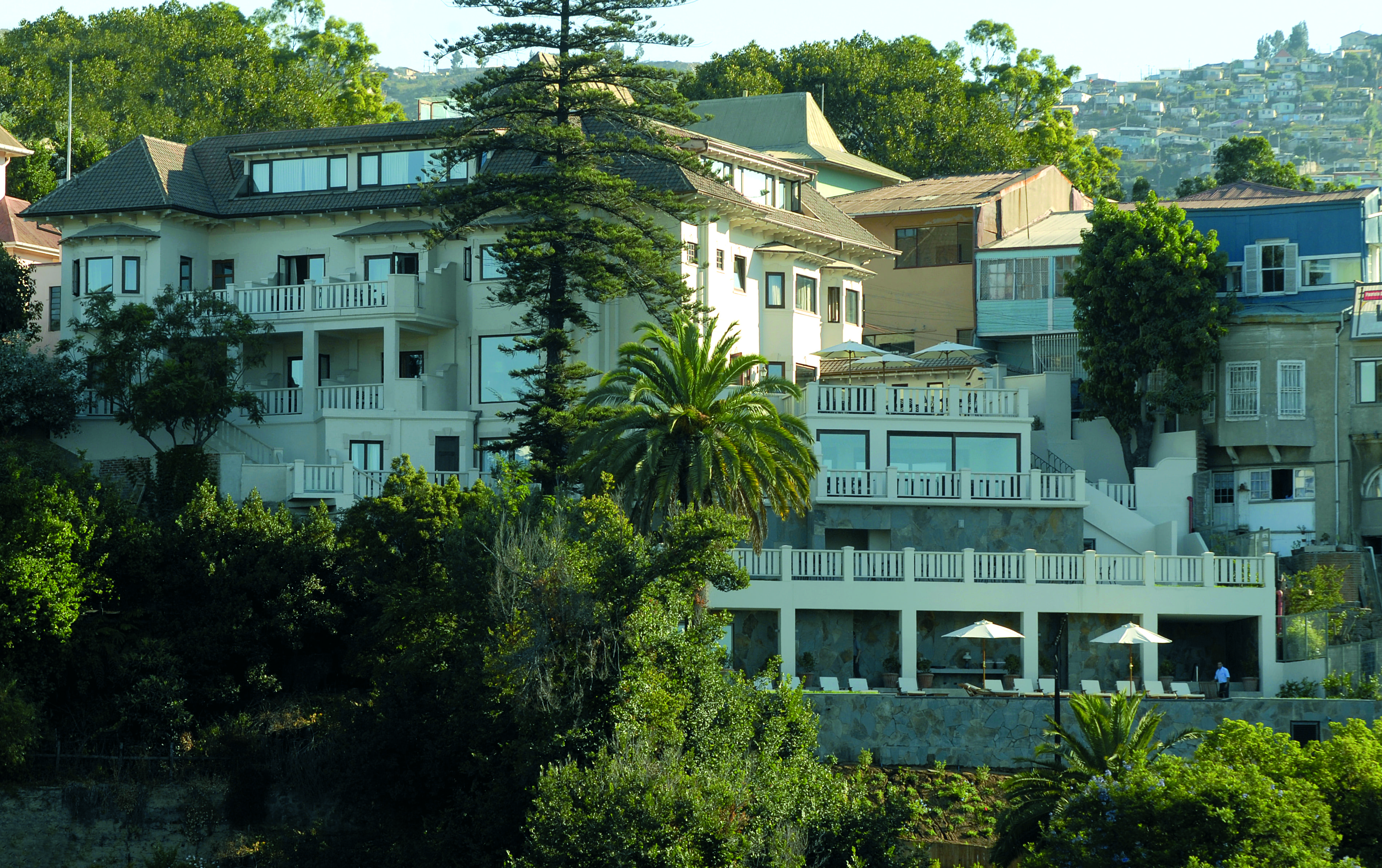 Fachada del Hotel Casa Higueras en Valparaíso