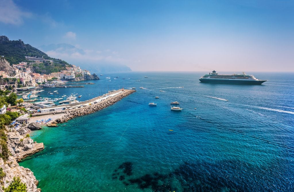 Crucero en la costa de Italia