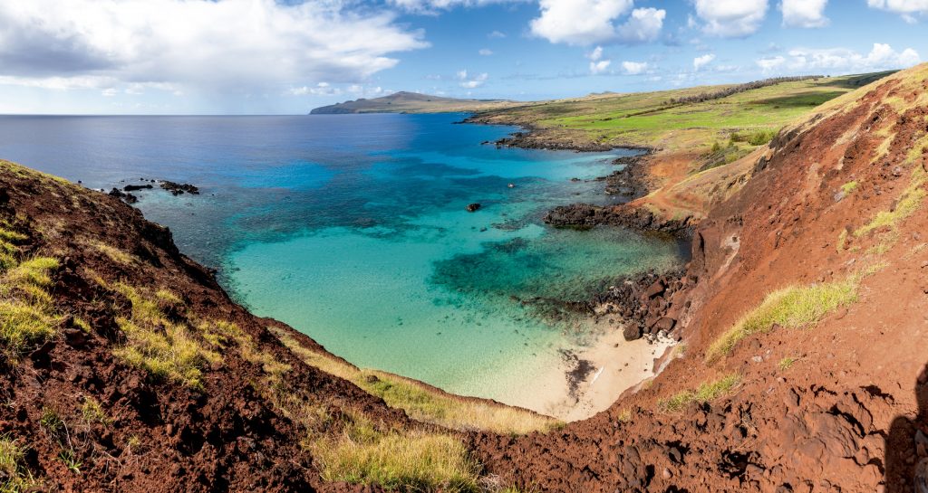 Playa Ovahe en Isla de Pascua