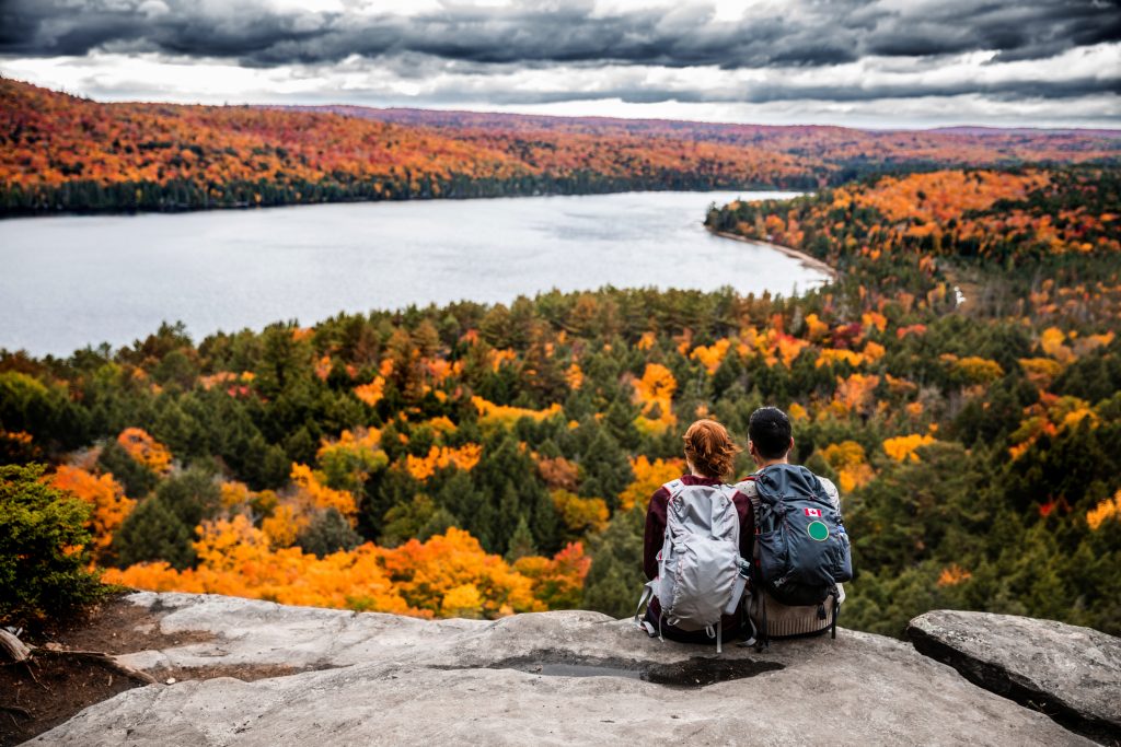 Pareja con visa Working Holiday en Canadá